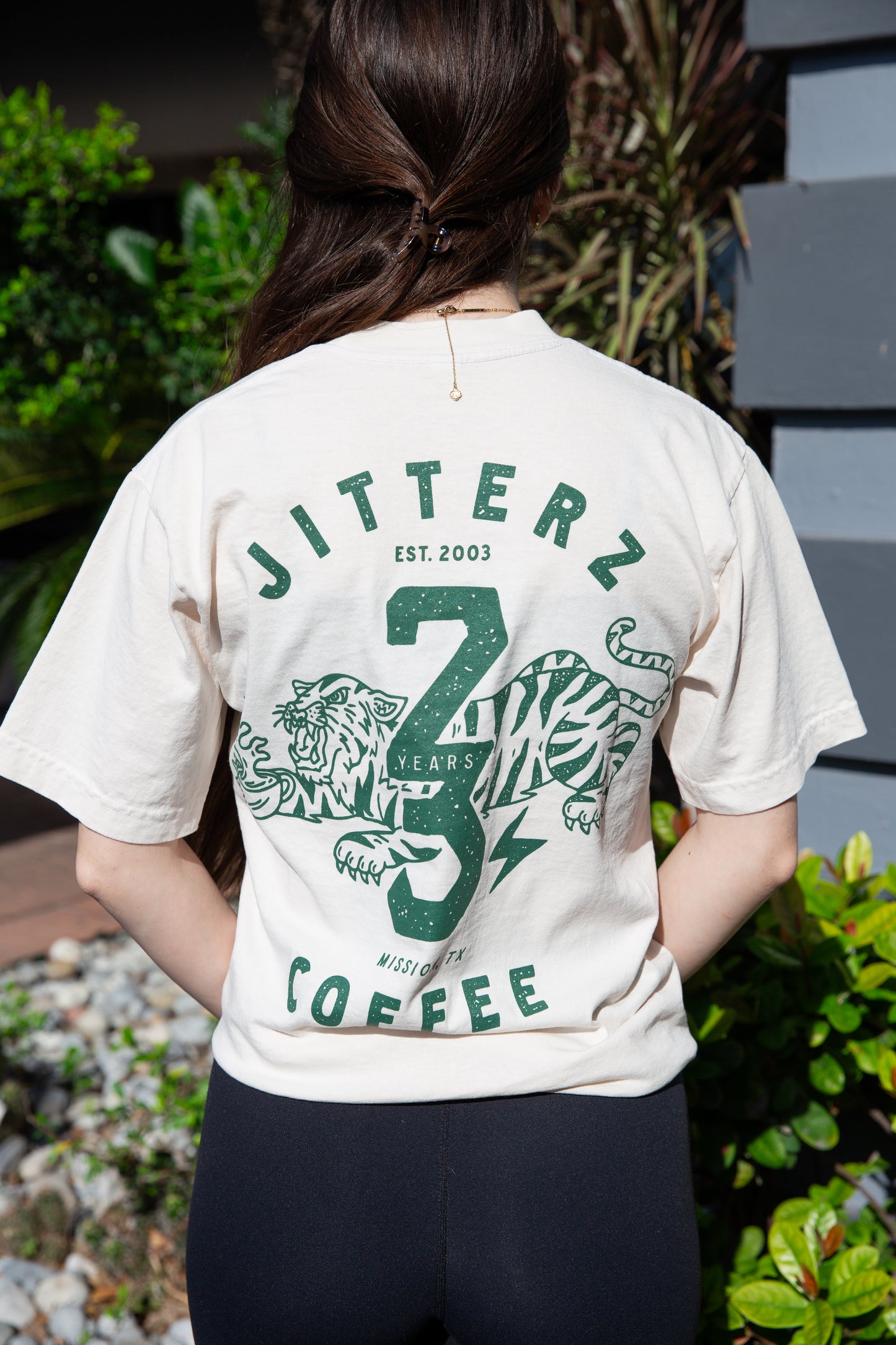 "23 YEARS" TEE - BEIGE/GREEN